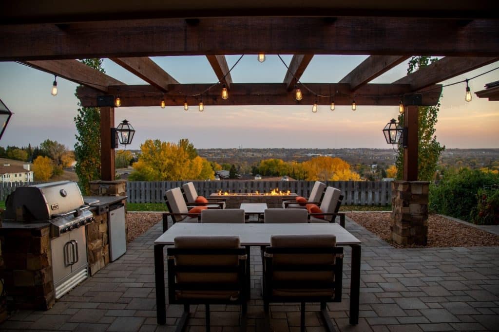 Read more about the article 5 Innovative Pergola Ideas