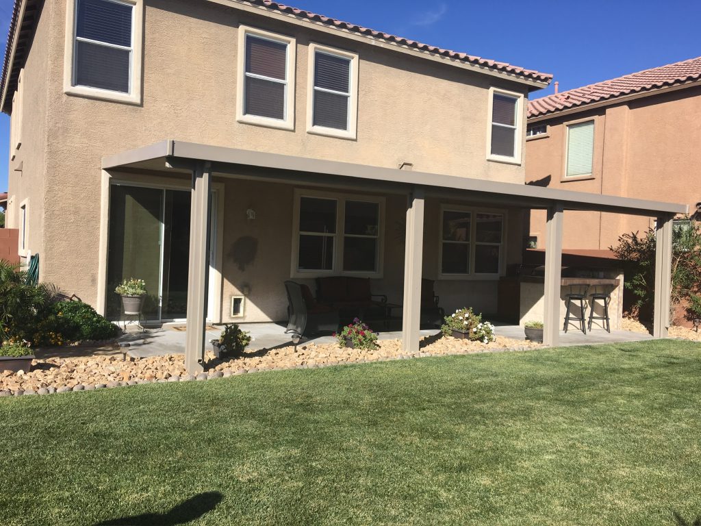Read more about the article Beat the Vegas Heat: How Pergolas Provide Shade and Style
